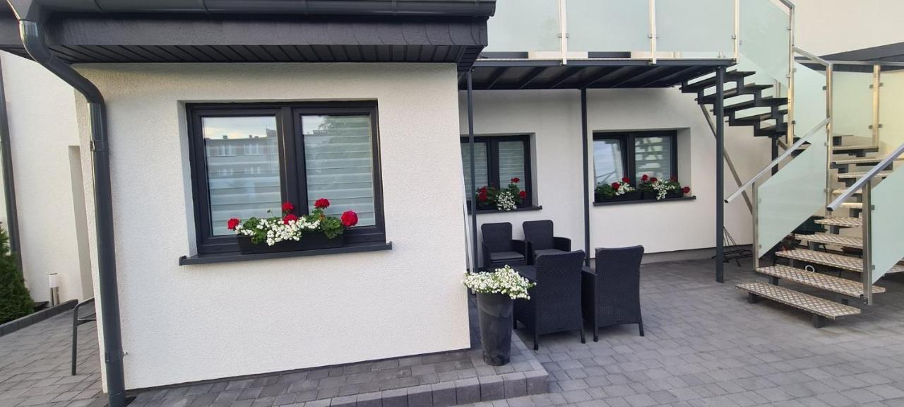Apartamenty Happy Lębork Buitenkant foto
